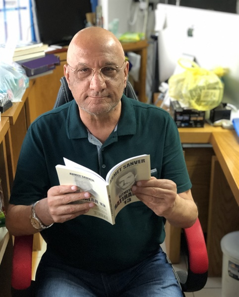  Ahmet Sanver’in “Bitmeyen Hatralar” kitab kt