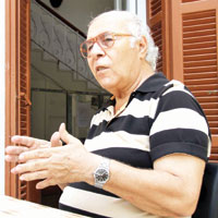 Ortaokulda yazmaya balad 50 yldr yazyor