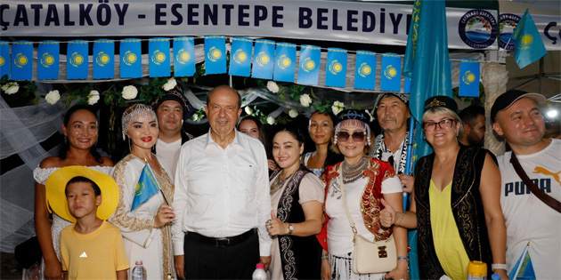 Tatar, �atalk�y-Esentepe Belediyesi taraf�ndan d�zenlenen 2. Alagadi Festivali’ne kat�ld�
