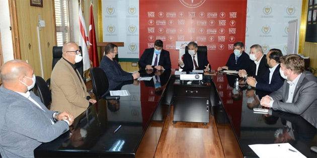 Sa�l�k Bakan� Pilli, ekonomik �rg�tler platormu heyetiyle g�r��t� 