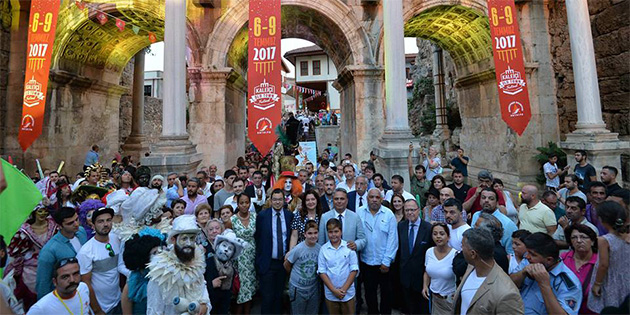 G�RNE BELED�YES�’NDEN B�R HEYET “KALE��� OLD TOWN” FEST�VAL�’NE KONUK OLDU