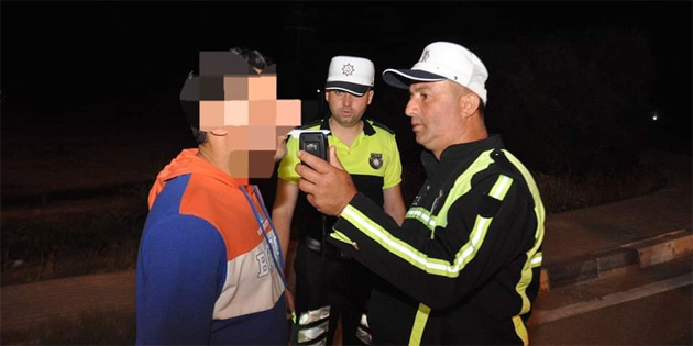 Trafik denetimlerinde 400 s�r�c� rapor edildi