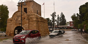 Hava, cuma g�n�ne kadar ya�murlu olacak