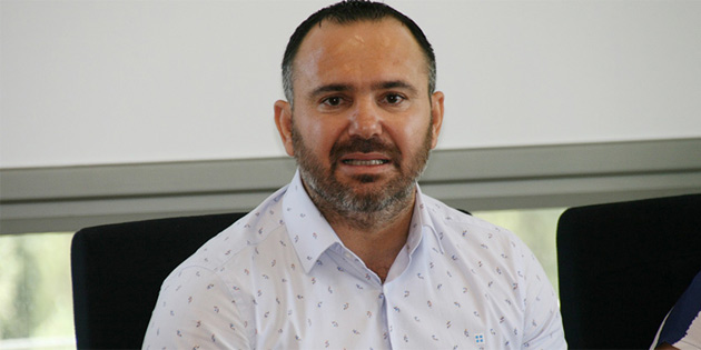 Kamuda �rg�tl� 11 sendika yar�n eylem yapacak