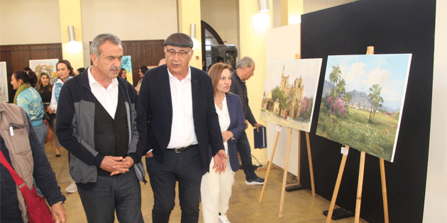 5. Gazimausa Uluslararas Sanat Festivali’nde retilen eserler sergileniyor