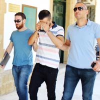 Her ta��n alt�nda o ��k�yor 