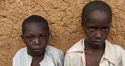 29 �lkede a�l�k alarm�