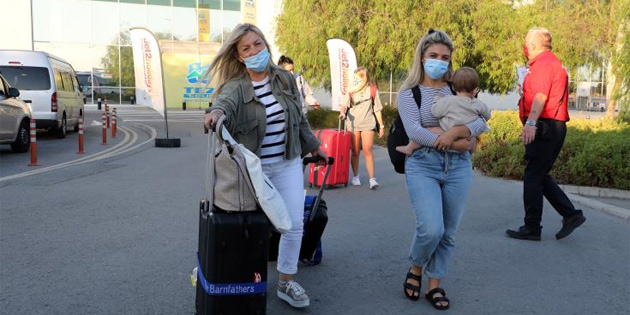 K�rm�z� b�lge �lkelerinden adaya d�necek K�br�sl�lar olumsuz PCR testi belgeleyecekler ya da evde karantinaya girecekler 