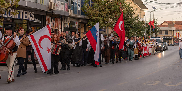 �skele Belediyesi M�zik Grubu Kosova'da festivale kat�ld�