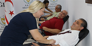 Milli E�itim Bakanl��� personeli kan ba����nda bulundu