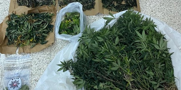 Karyaka’da uyuturucu operasyonu: 2 kii tutukland 