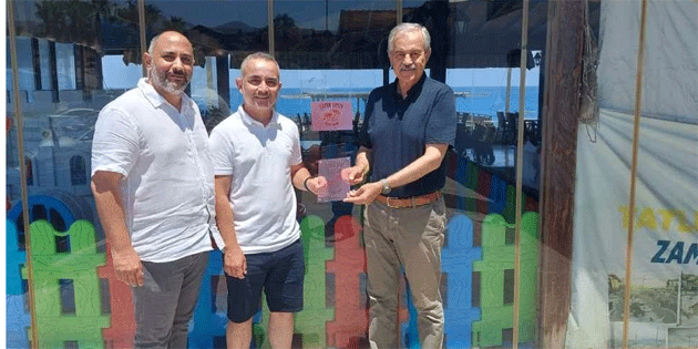 ocuk Dostu Restoran Projesi’nin ilk belgesi Tatlsu Belediyesi’ne verildi