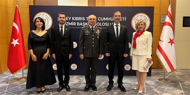 zmir’de resepsiyon dzenlendi