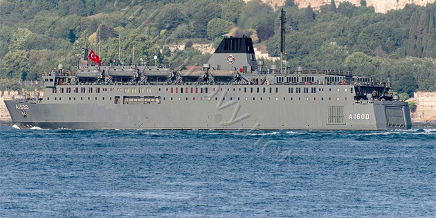 Deniz Harp Okulu rencileri Gazimausa Liman’n ziyaret ediyor