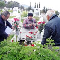Karaman’� unutmad�lar 