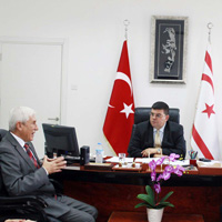 Berova, ODT Kuzey Kbrs Kamps yetkililerini kabul etti 