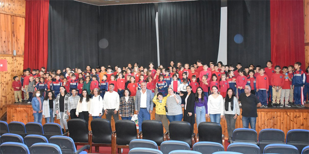 Esentepe’de D�nya �ocuk Haklar� G�n� dolay�s�yla etkinlik yap�ld� 