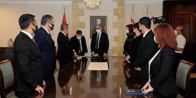 Basavc Yardmcs Varol Cumhurbakan Aknc huzurunda yemin ederek greve balad 