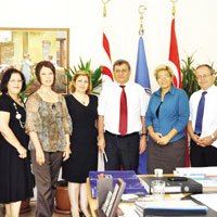 K�br�s T�rk Kad�nlar Birli�i’nden ��rencilere burs