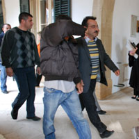 Kaak et polise takld!