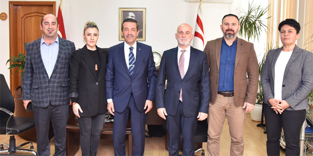 D��i�leri Bakan� Ertu�rulo�lu, TAK Y�netim Kurulu’nu kabul etti