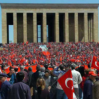 Atatrk’e Ergenekon ikyeti iin 111 bin kii 