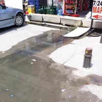 LA�IM CADDEYE AKIYOR