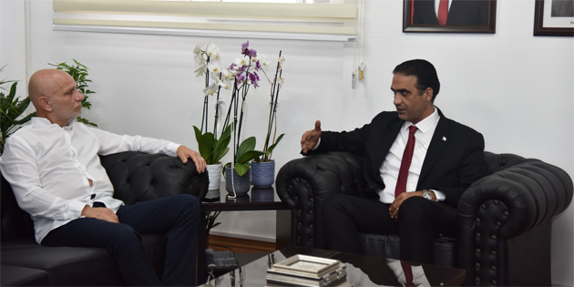 Gardiyano�lu Serbest �al��an Hekimler Birli�i'ni kabul etti 