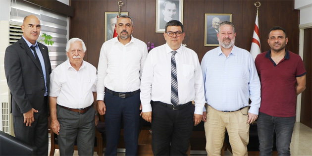 Maliye Bakan� Berova, Kamu-�� heyetini kabul etti