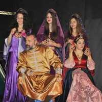 Padi�ah-� Hal-i Osman oyunu sahnelendi 