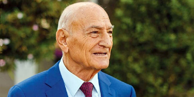 MUSTAFA BAMAN HAYATA VEDA ETT 