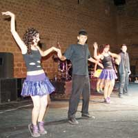 GEN�LER VENED�K SARAYI’NDA