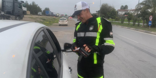 Trafik denetimlerinde 388 src rapor edildi, 3’ tutukland