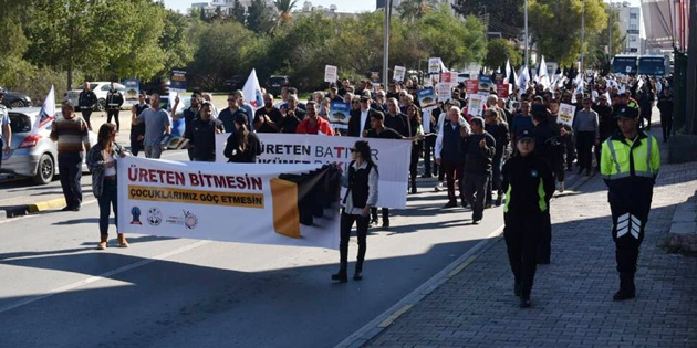 ESNAF VE �RET�C� SOKA�A �ND� 