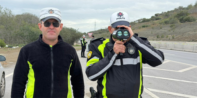 Trafik denetimlerinde 13’� alkoll� 370 s�r�c� rapor edildi, 30 ara� trafikten men edildi