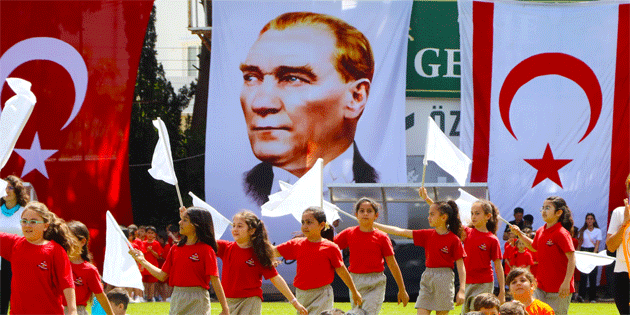 23 Nisan Ulusal Egemenlik ve �ocuk Bayram� kutlamalar� devam ediyor