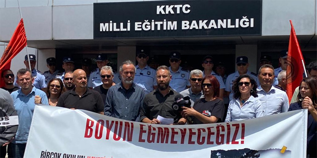 KT�S ile KTOE�S E�itim Bakanl��� �n�nde eylem yapt�