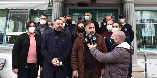 KTAMS ve KAMUSEN Asgari �cret Saptama Komisyonu toplant�s�nda masada olan H�r-��’e destek belirtmek i�in bas�n a��klamas� yapt� 