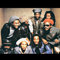 Festival THE WAILERS’le ba�l�yor 