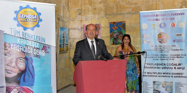 Tatar, Payla��nca �o�al�r sergisinin a��l���na kat�ld�