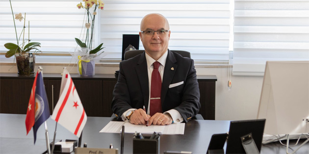 Karatepe DA-ATAUM adna 24 Kasm retmenler Gn mesaj yaymlad