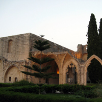 Bellapais’te festival sryor 