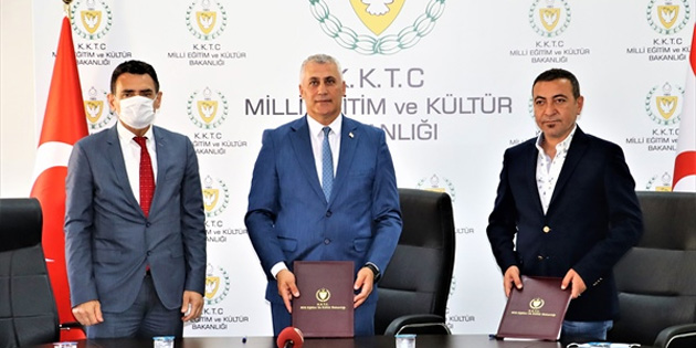 Amcao�lu: “Bug�n, 15’inci okulumuzun protokol�n� imzal�yoruz” 