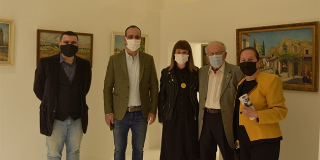“Madam Yenge: Olga Rauf Sergisi” sanatseverlerle bulutu 