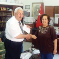 Yard�msever kad�nlardan ba��� 