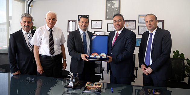 GA�, SOMA’DA �EH�T OLAN 301 MADENC�N�N �OCUKLARINA BURS VER�YOR