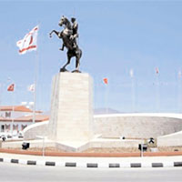 Milli Egemenlik An�t� a��ld� 