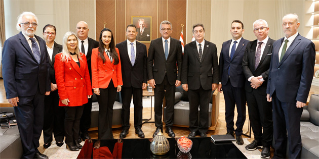 Erhrman, Kbrs niversiteler Birlii heyetini kabul etti