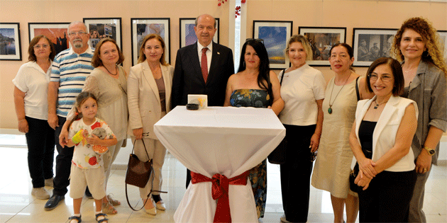 Tatar, sanat sergisine katld