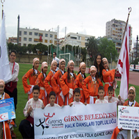 Girneli �ocuklar �zmir’de 